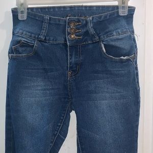 Blue stretch jean